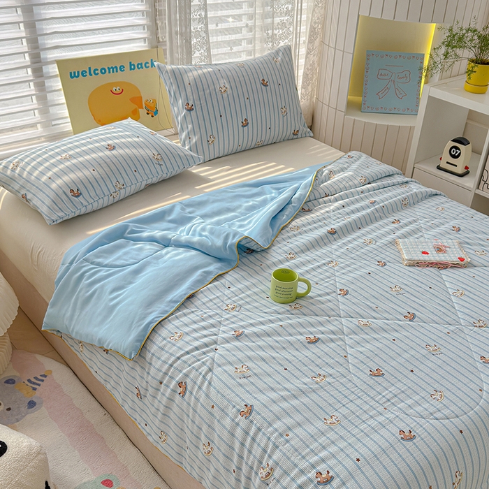 91家纺网 家纺一手货源 找家纺 桔禾家纺 2026水洗皱皱纱夏被  蓝纹木马星