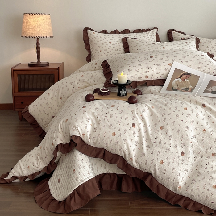 91家纺网 家纺一手货源 找家纺 同田家纺 2026新款云感双层纱花边床盖四件套 床盖-栗子棕
