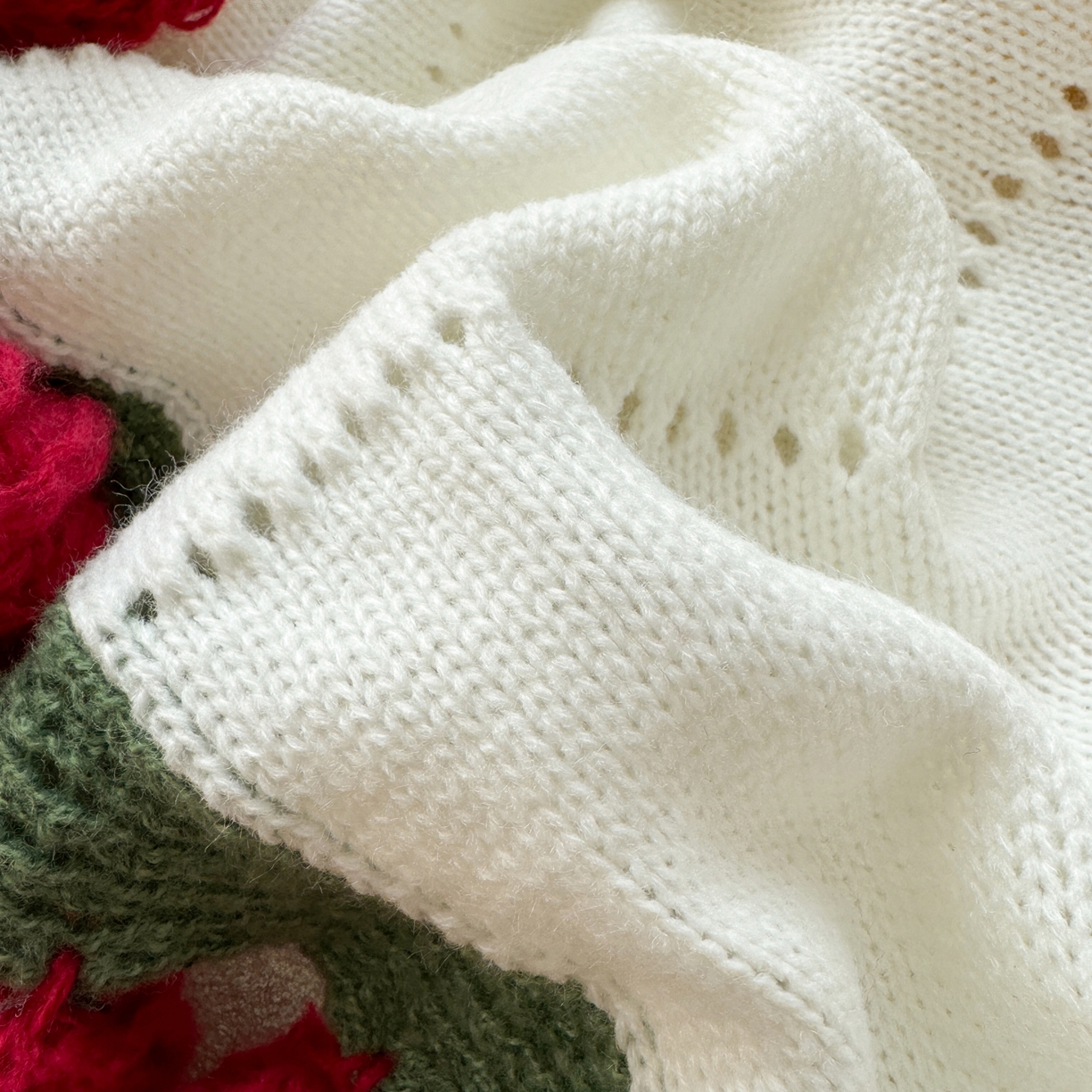 91家纺网 家纺一手货源 找家纺 丹本家纺 2026新款送礼神器网红直播热款玫瑰花束毯多功能毛毯盖毯 永绽花束-炽热纯红