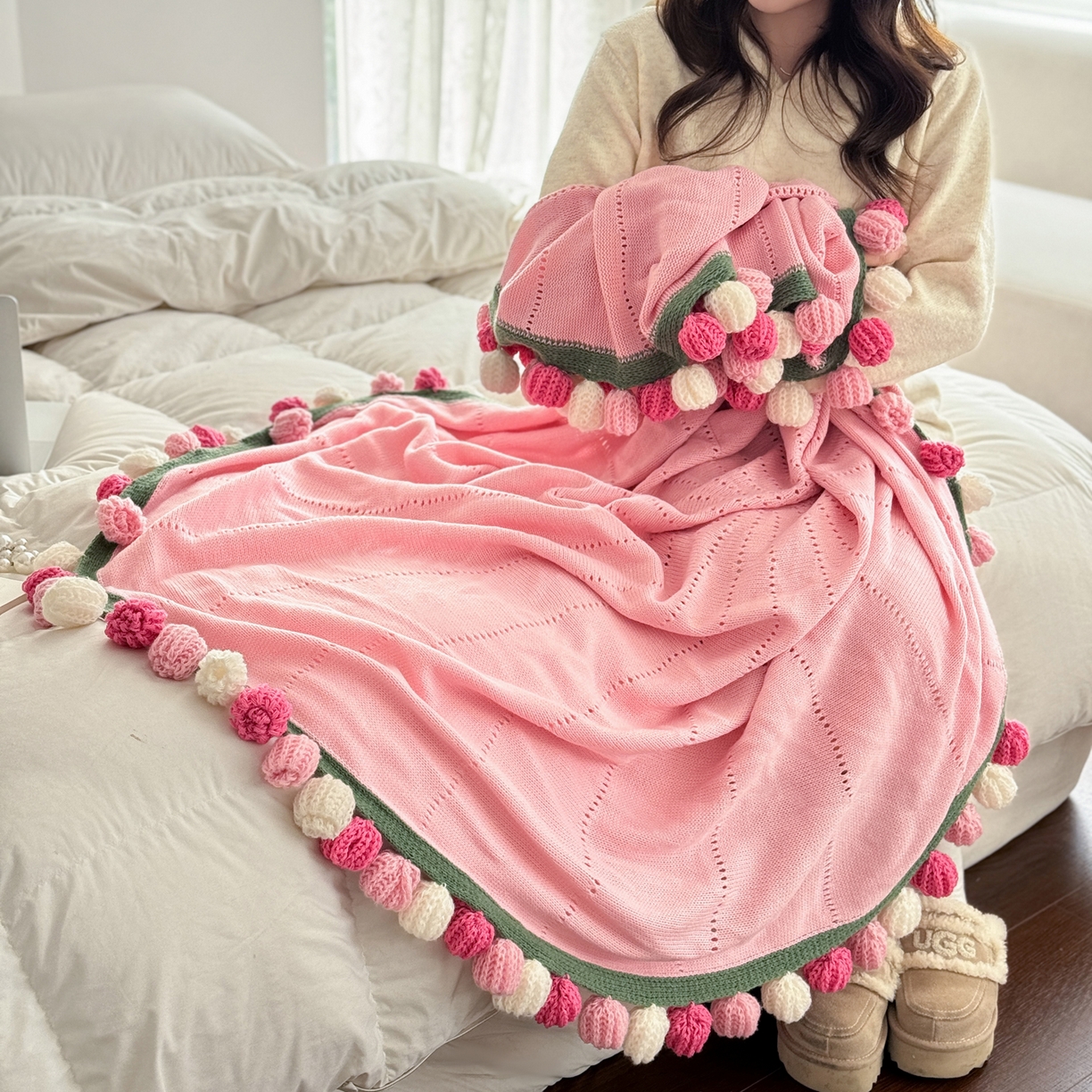 91家纺网 家纺一手货源 找家纺 丹本家纺 2026新款送礼神器网红直播热款玫瑰花束毯多功能毛毯盖毯 永绽花束-粉雾渐变