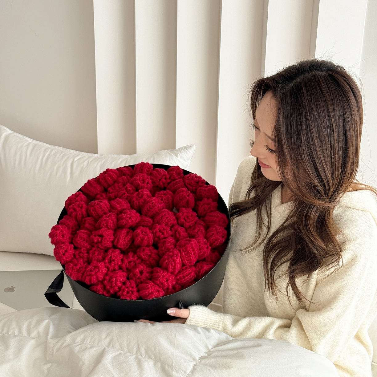 91家纺网 家纺一手货源 找家纺 丹本家纺 2026新款送礼神器网红直播热款玫瑰花束毯多功能毛毯盖毯 永绽花束-炽热纯红