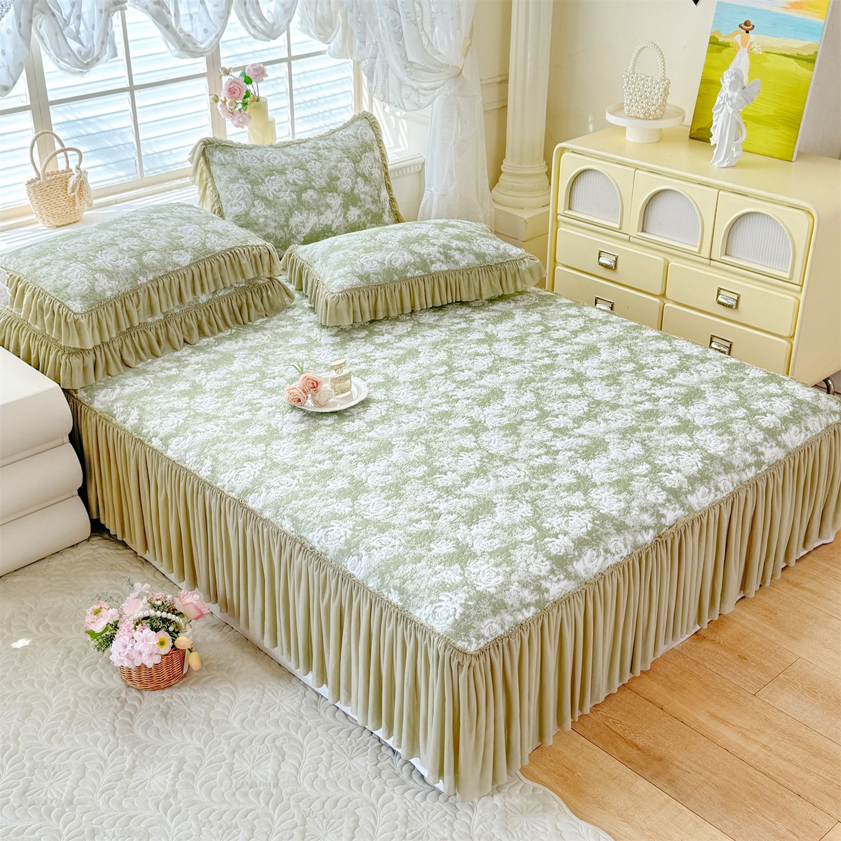 91家纺网 家纺一手货源 找家纺 优贝家纺 2026新款高克重PE聚乙中分子提花刺绣法式花边凉感软席 雾花-深绿