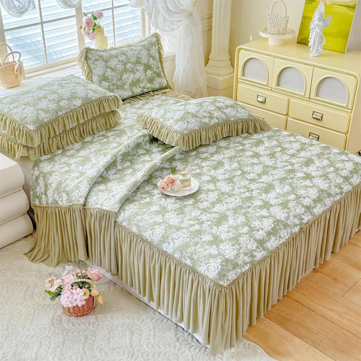 91家纺网 家纺一手货源 找家纺 优贝家纺 2026新款高克重PE聚乙中分子提花刺绣法式花边凉感软席 雾花-深绿