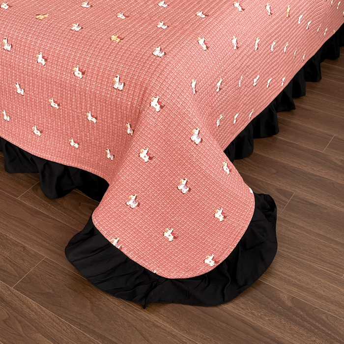 91家纺网 家纺一手货源 找家纺 同田家纺 2026新款云感双层纱花边床盖四件套 床盖-小萌马