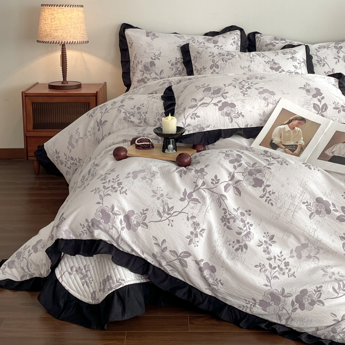 91家纺网 家纺一手货源 找家纺 同田家纺 2026新款云感双层纱花边床盖四件套 床盖-紫影花