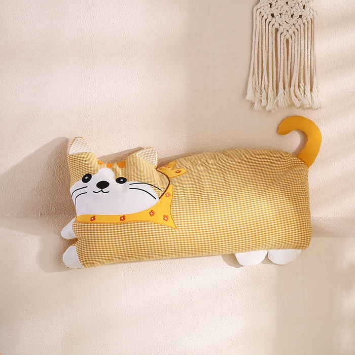 91家纺网 家纺一手货源 找家纺 （总）蔻眠 泡芙猫-全棉双层纱刺绣荞麦护颈枕头儿童卡通枕芯