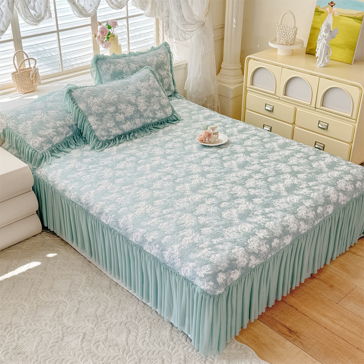 91家纺网 家纺一手货源 找家纺 （总）绒棉世家 2026新款高克重PE聚乙中分子提花刺绣法式花边凉感软席