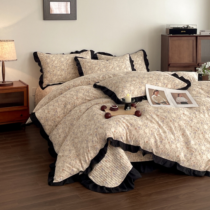 91家纺网 家纺一手货源 找家纺 同田家纺 2026新款云感双层纱花边床盖四件套 床盖-紫韵白