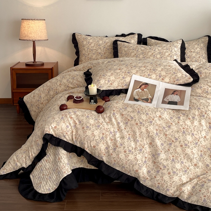 91家纺网 家纺一手货源 找家纺 同田家纺 2026新款云感双层纱花边床盖四件套 床盖-紫韵白