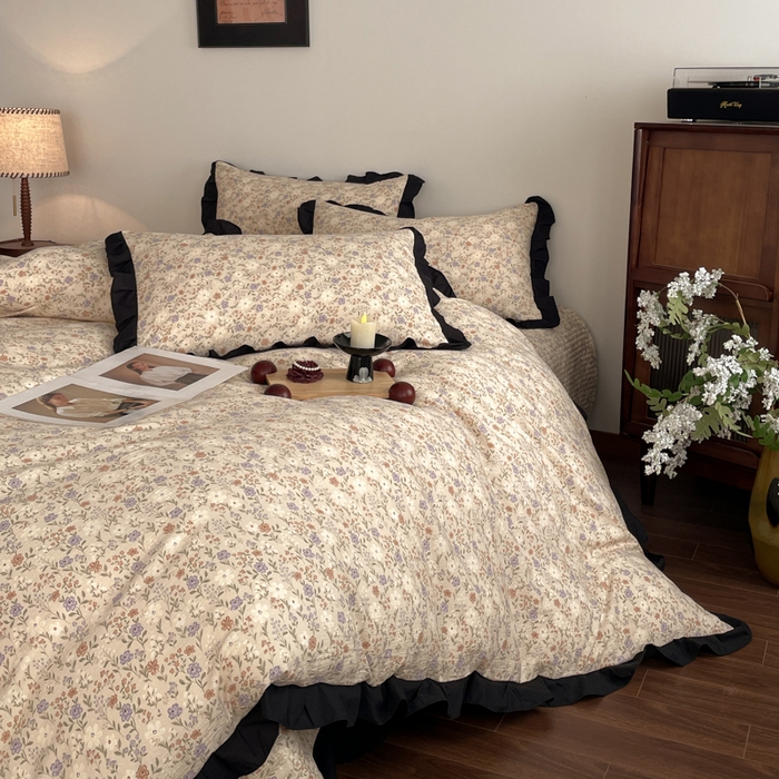 91家纺网 家纺一手货源 找家纺 同田家纺 2026新款云感双层纱花边床盖四件套 床盖-紫韵白