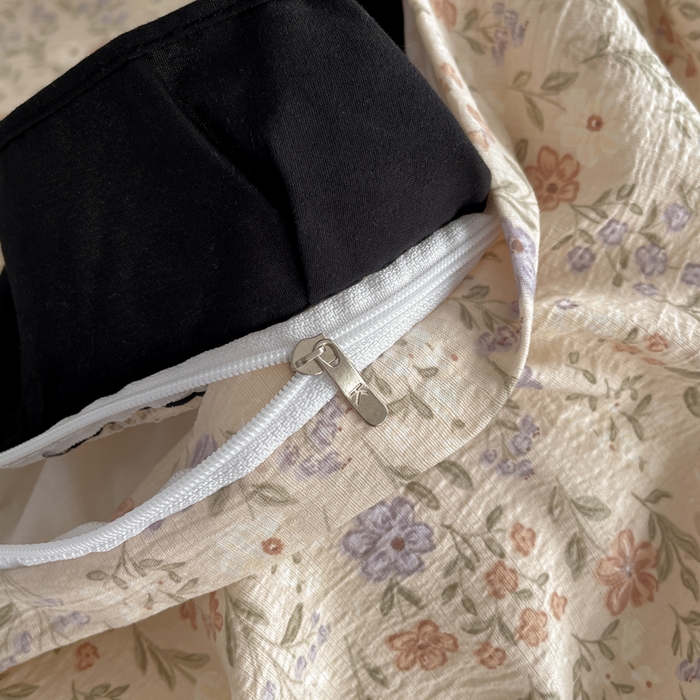 91家纺网 家纺一手货源 找家纺 同田家纺 2026新款云感双层纱花边床盖四件套 床盖-紫韵白