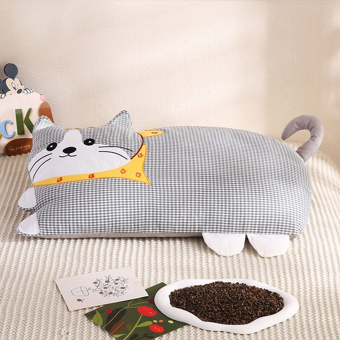 91家纺网 家纺一手货源 找家纺 蔻眠 泡芙猫-全棉双层纱刺绣荞麦护颈枕头儿童卡通枕芯 泡芙猫-灰