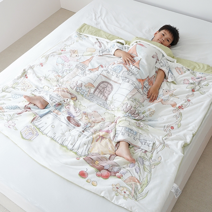 91家纺网 家纺一手货源 找家纺 小燕燕家纺  2026年新款儿童春夏款a类空调被夏凉被双温被宝宝防踢被锦氨凉感拥抱被 森林游乐园