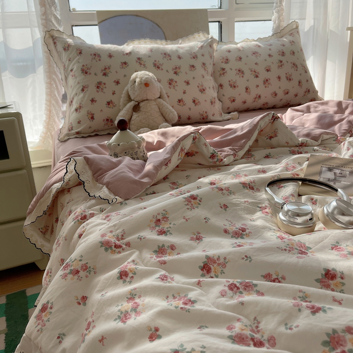 91家纺网 家纺一手货源 找家纺 （总）宝士康家纺 2026新款10A抗菌全棉黑色花边云朵棉单夏被/夏被四件套