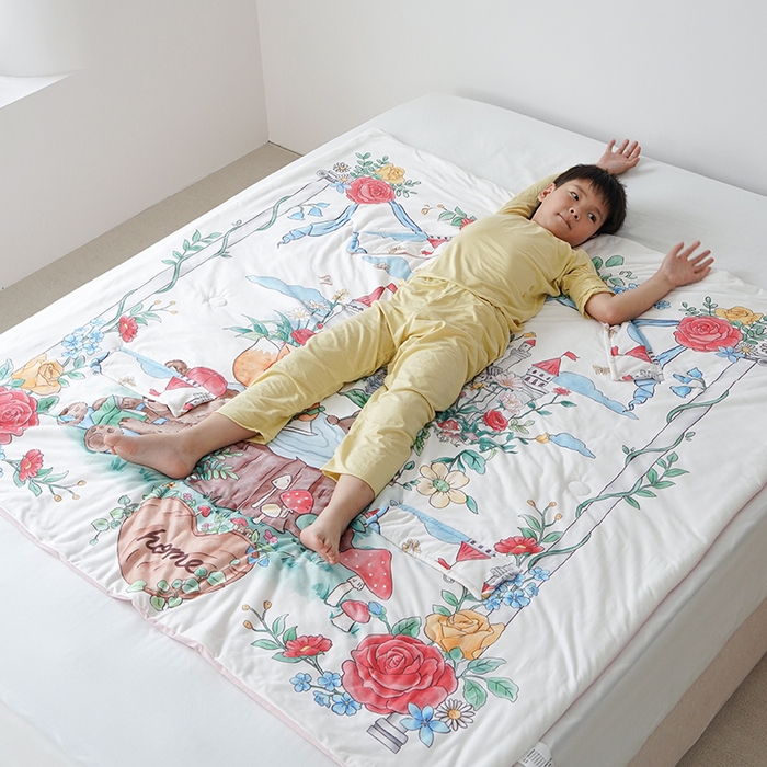 91家纺网 家纺一手货源 找家纺 小燕燕家纺  2026年新款儿童春夏款a类空调被夏凉被双温被宝宝防踢被锦氨凉感拥抱被 童话小派对