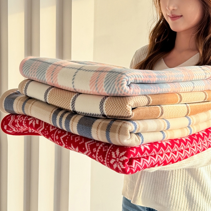 91家纺网 家纺一手货源 找家纺 （总）丹本家纺 2026新款跨境电商爆款多功能办公室午休毯礼品毯可穿披肩盖毯毛毯毯子