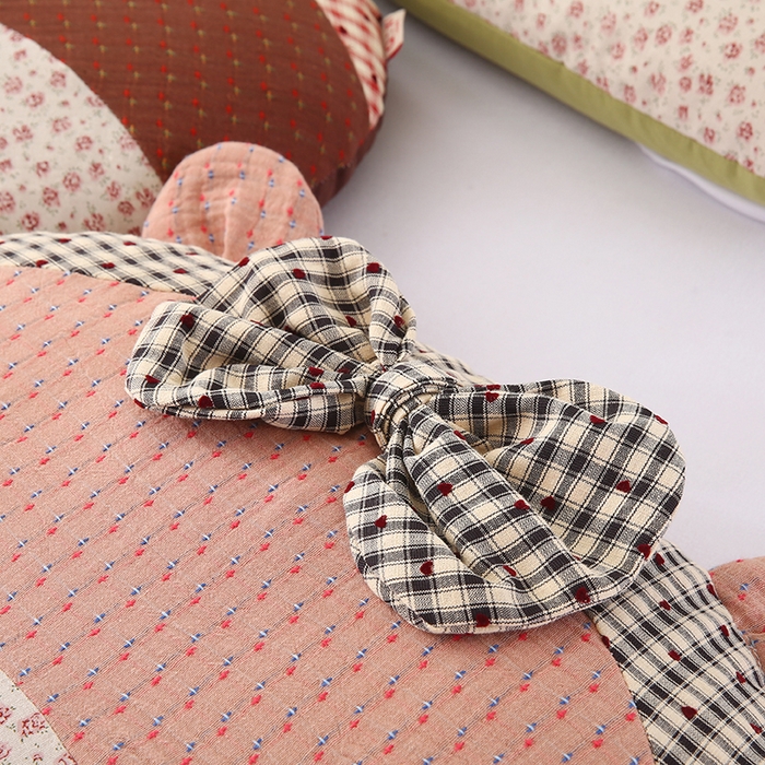 91家纺网 家纺一手货源 找家纺 蔻眠 米洛熊-全棉刺绣卡通荞麦护颈枕头儿童学生荞麦枕芯 米洛熊-粉色