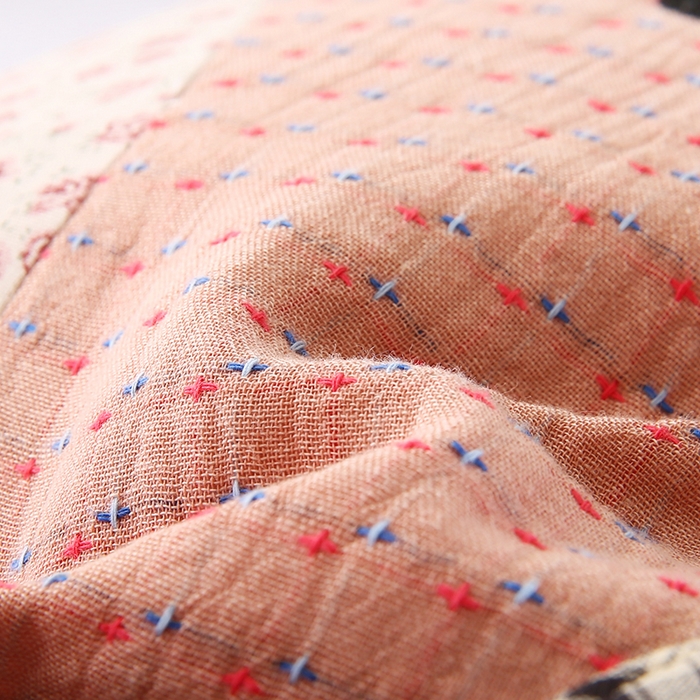 91家纺网 家纺一手货源 找家纺 蔻眠 米洛熊-全棉刺绣卡通荞麦护颈枕头儿童学生荞麦枕芯 米洛熊-粉色