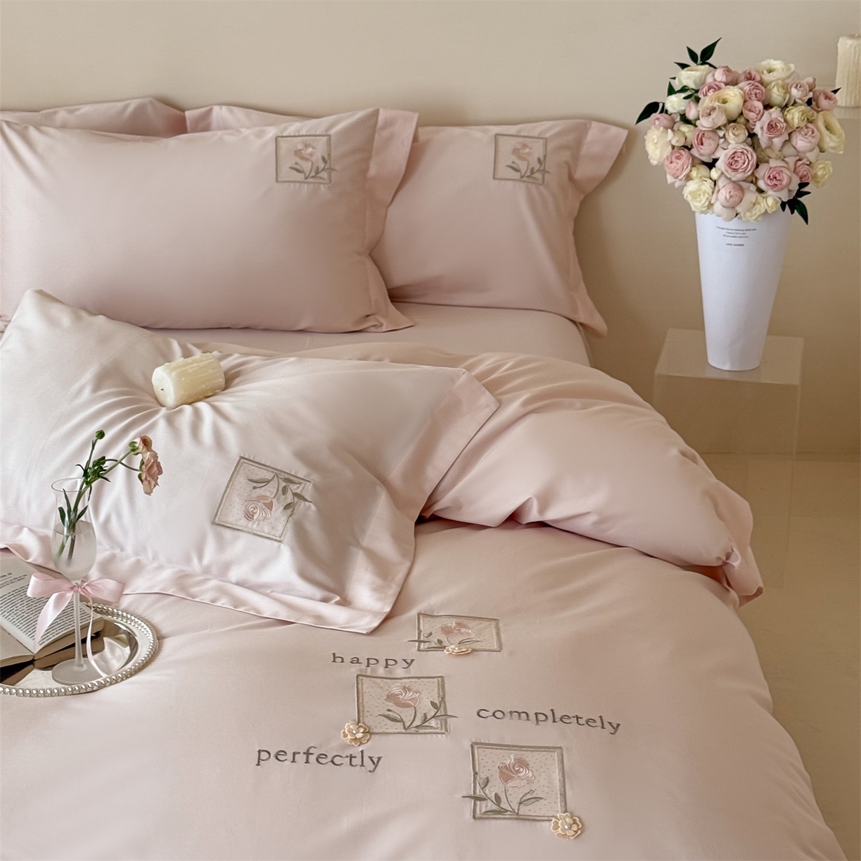 91家纺网 家纺一手货源 找家纺 （总）泽西 2026新品刺绣50s双股全棉长绒棉宽边四件套-花栖【控价358-378】