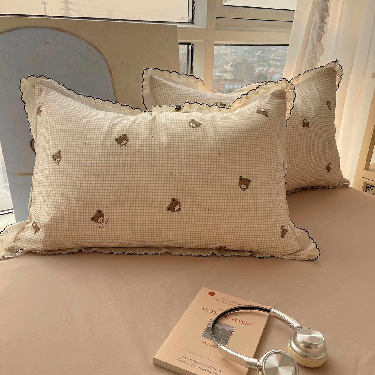 91家纺网 家纺一手货源 找家纺 宝士康家纺 2026新款10A抗菌全棉黑色花边云朵棉单夏被/夏被四件套 云朵棉-格纹小熊