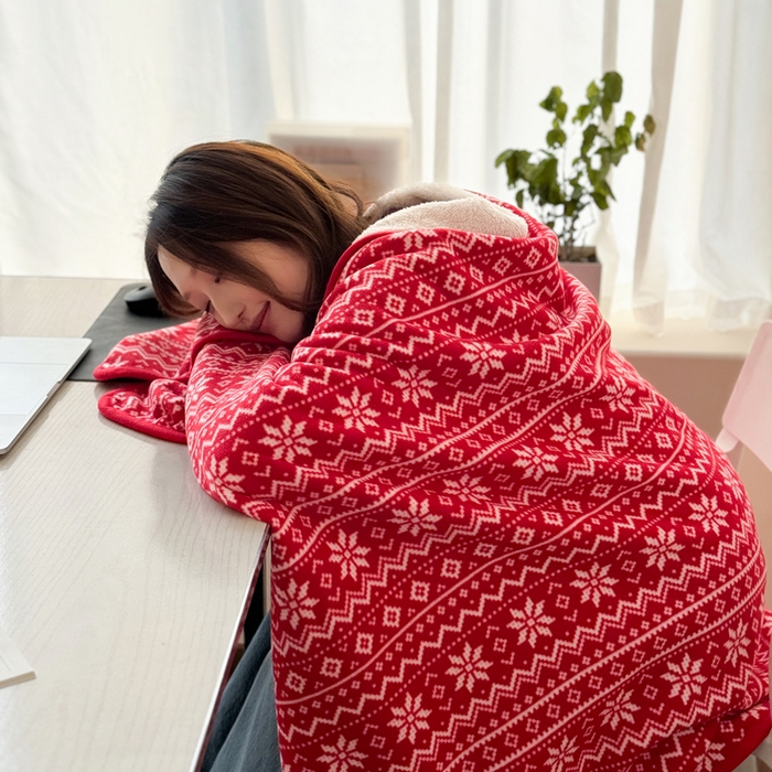 91家纺网 家纺一手货源 找家纺 丹本家纺 2026新款跨境电商爆款多功能办公室午休毯礼品毯可穿披肩盖毯毛毯毯子 雪花