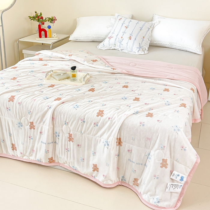 91家纺网 家纺一手货源 找家纺 禹祥家纺 2026新款凉感丝夏凉被冰淇淋印花夏被空调被夏季薄被子直播爆款 小熊花语