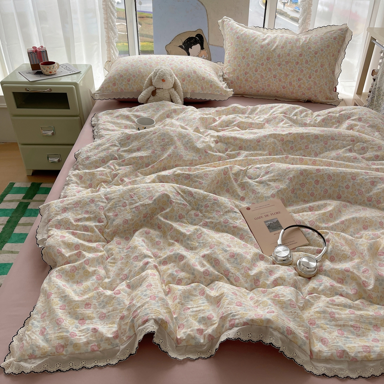 91家纺网 家纺一手货源 找家纺 宝士康家纺 2026新款10A抗菌全棉黑色花边云朵棉单夏被/夏被四件套 云朵棉-花团粉簇