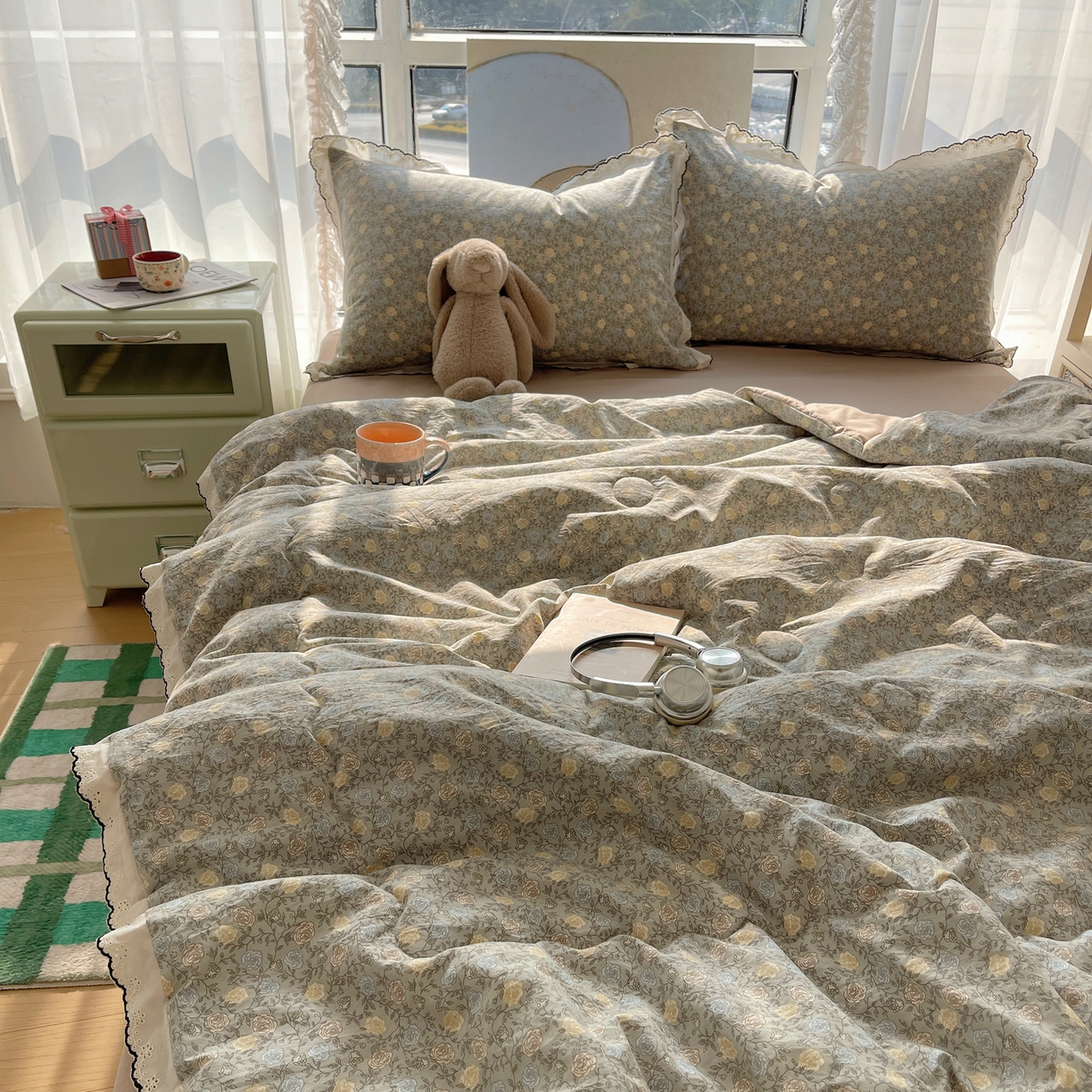 91家纺网 家纺一手货源 找家纺 宝士康家纺 2026新款10A抗菌全棉黑色花边云朵棉单夏被/夏被四件套 云朵棉-青黛花笺