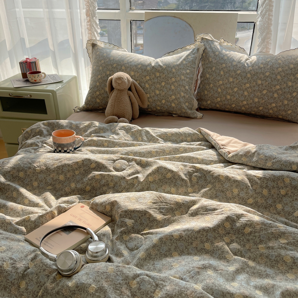 91家纺网 家纺一手货源 找家纺 宝士康家纺 2026新款10A抗菌全棉黑色花边云朵棉单夏被/夏被四件套 云朵棉-青黛花笺