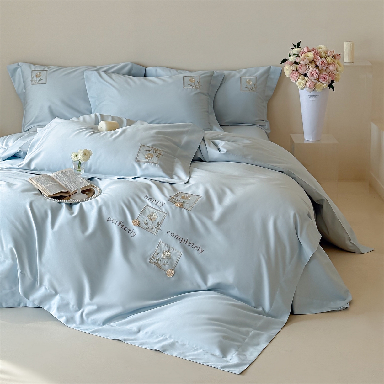 91家纺网 家纺一手货源 找家纺 泽西 2026新品刺绣50s双股全棉长绒棉宽边四件套-花栖 花栖-浅云蓝【控价358-378】