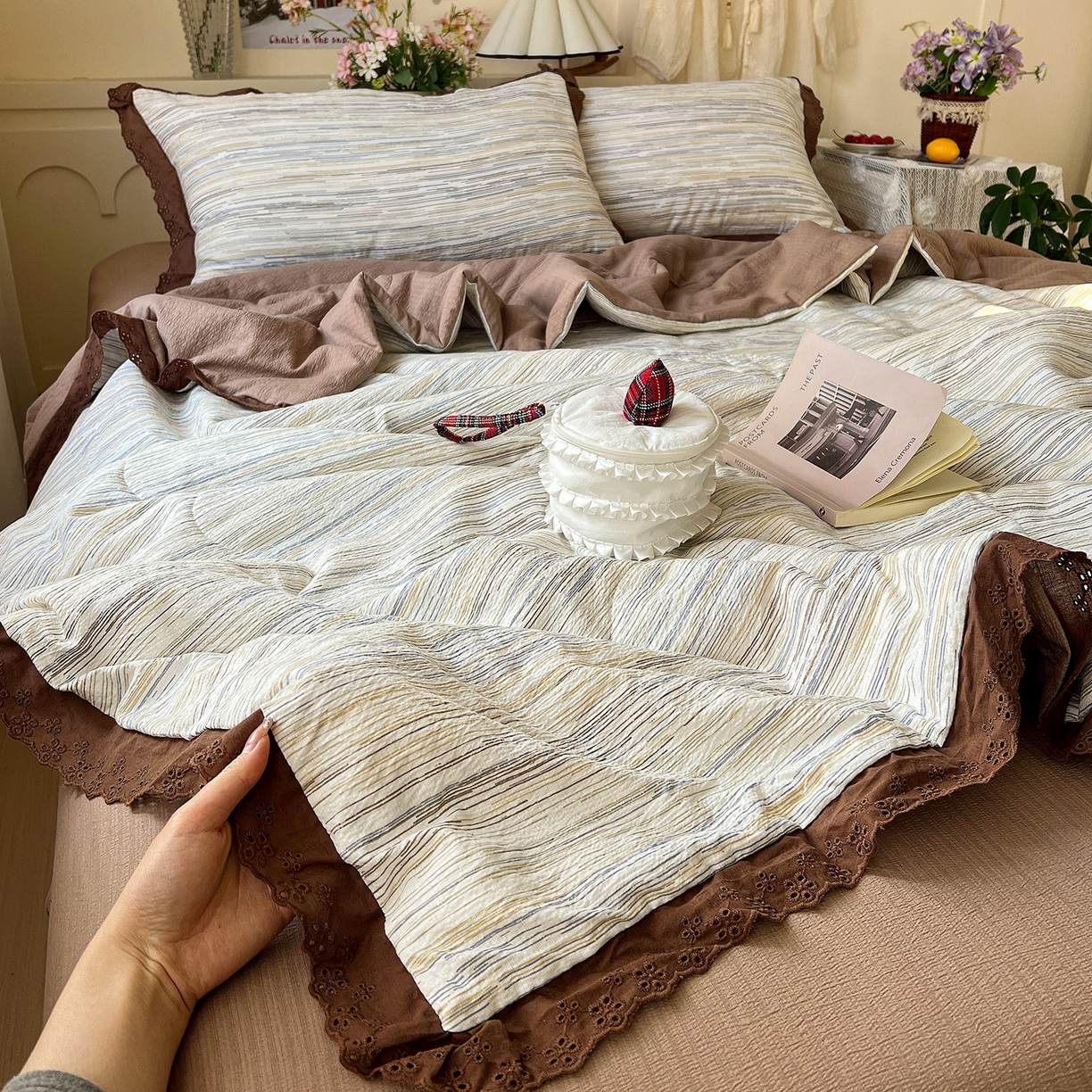 91家纺网 家纺一手货源 找家纺 （总）一比一家纺 2026新款彩色花边木棉皱皱纱夏被四件套