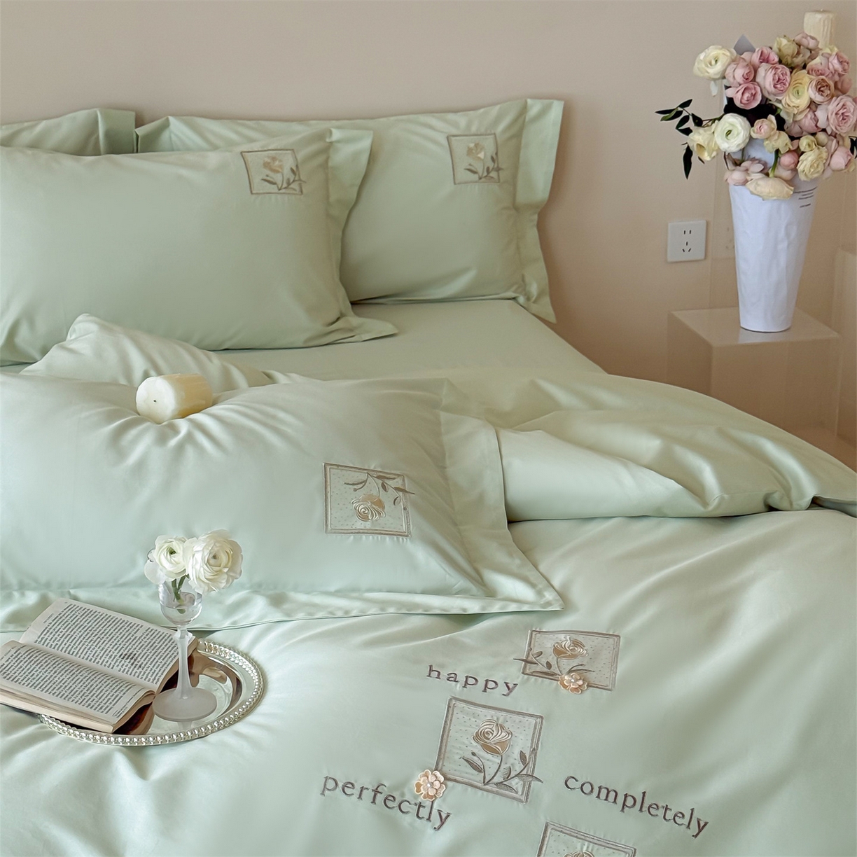 91家纺网 家纺一手货源 找家纺 泽西 2026新品刺绣50s双股全棉长绒棉宽边四件套-花栖 花栖-清新绿【控价358-378】