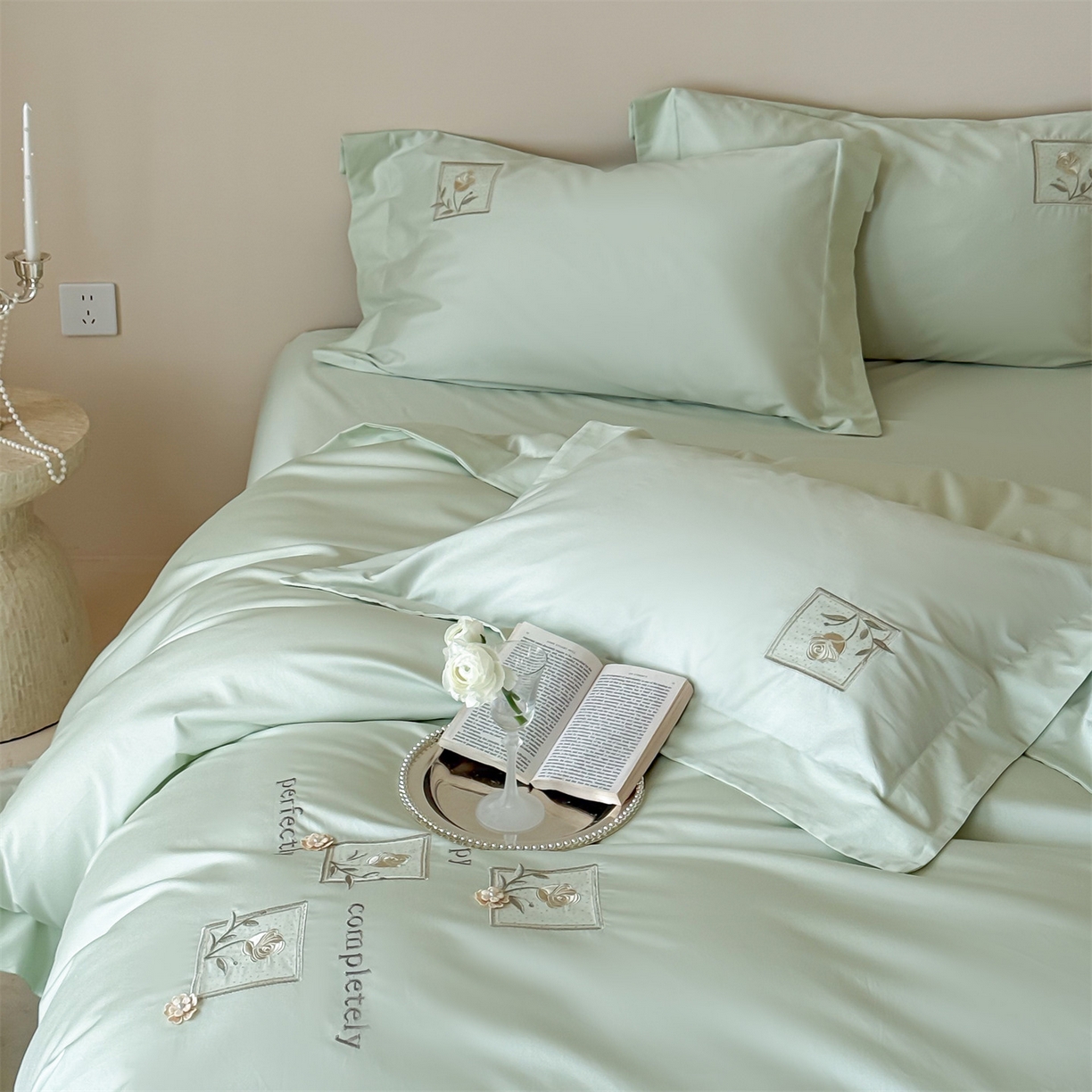 91家纺网 家纺一手货源 找家纺 泽西 2026新品刺绣50s双股全棉长绒棉宽边四件套-花栖 花栖-清新绿【控价358-378】