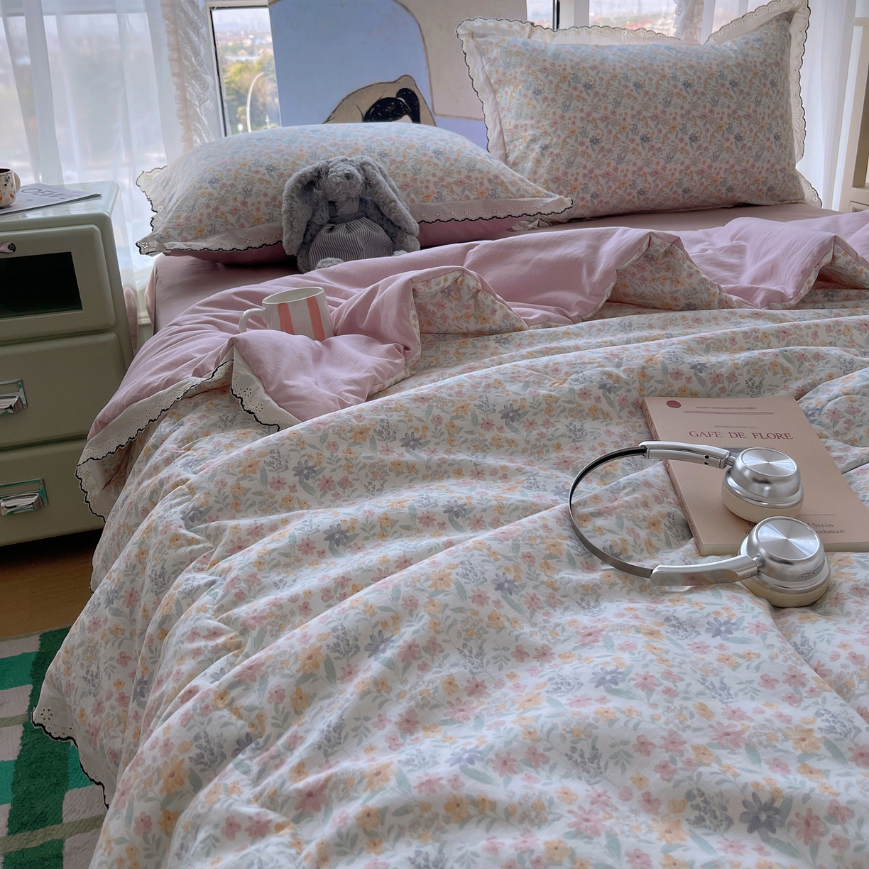 91家纺网 家纺一手货源 找家纺 宝士康家纺 2026新款10A抗菌全棉黑色花边云朵棉单夏被/夏被四件套 云朵棉-晴花漾