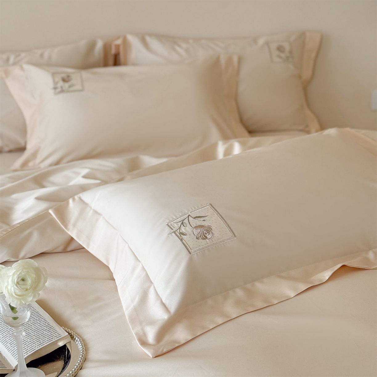 91家纺网 家纺一手货源 找家纺 泽西 2026新品刺绣50s双股全棉长绒棉宽边四件套-花栖 花栖-肉肉粉【控价358-378】