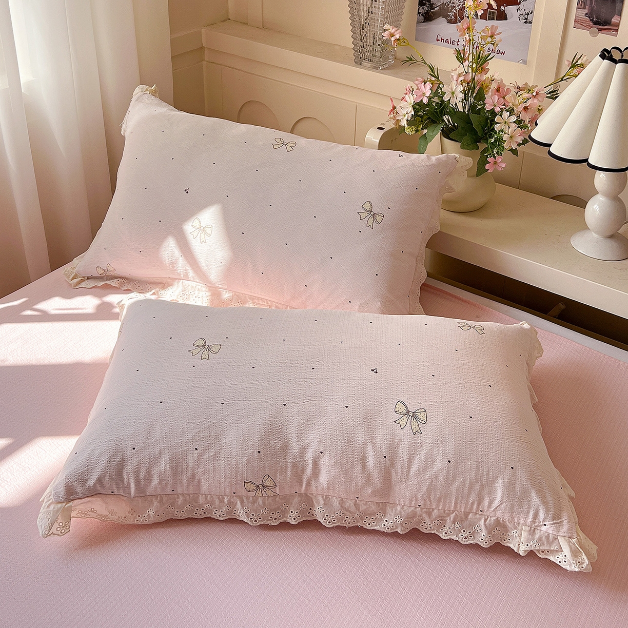 91家纺网 家纺一手货源 找家纺 一比一家纺 2026新款彩色花边木棉皱皱纱夏被四件套 初心粉