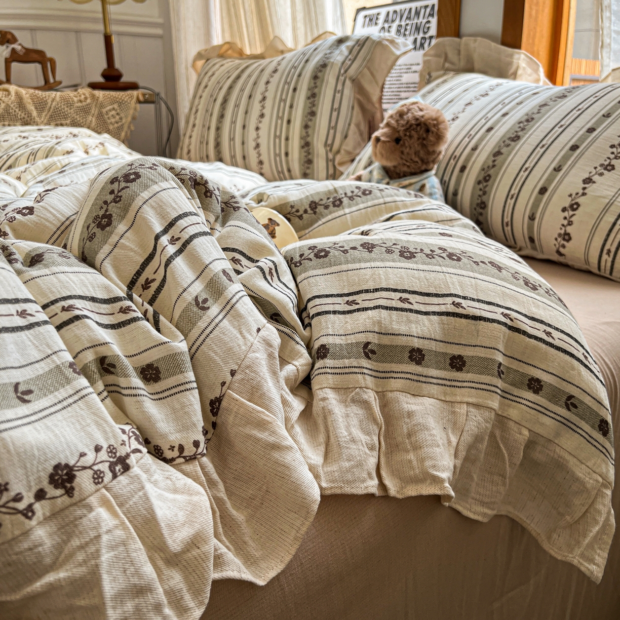 91家纺网 家纺一手货源 找家纺 （总）耀悦家纺 2026新款真棉麻四件套轻奢法式大花边工艺款圆角荷叶边吊边床单