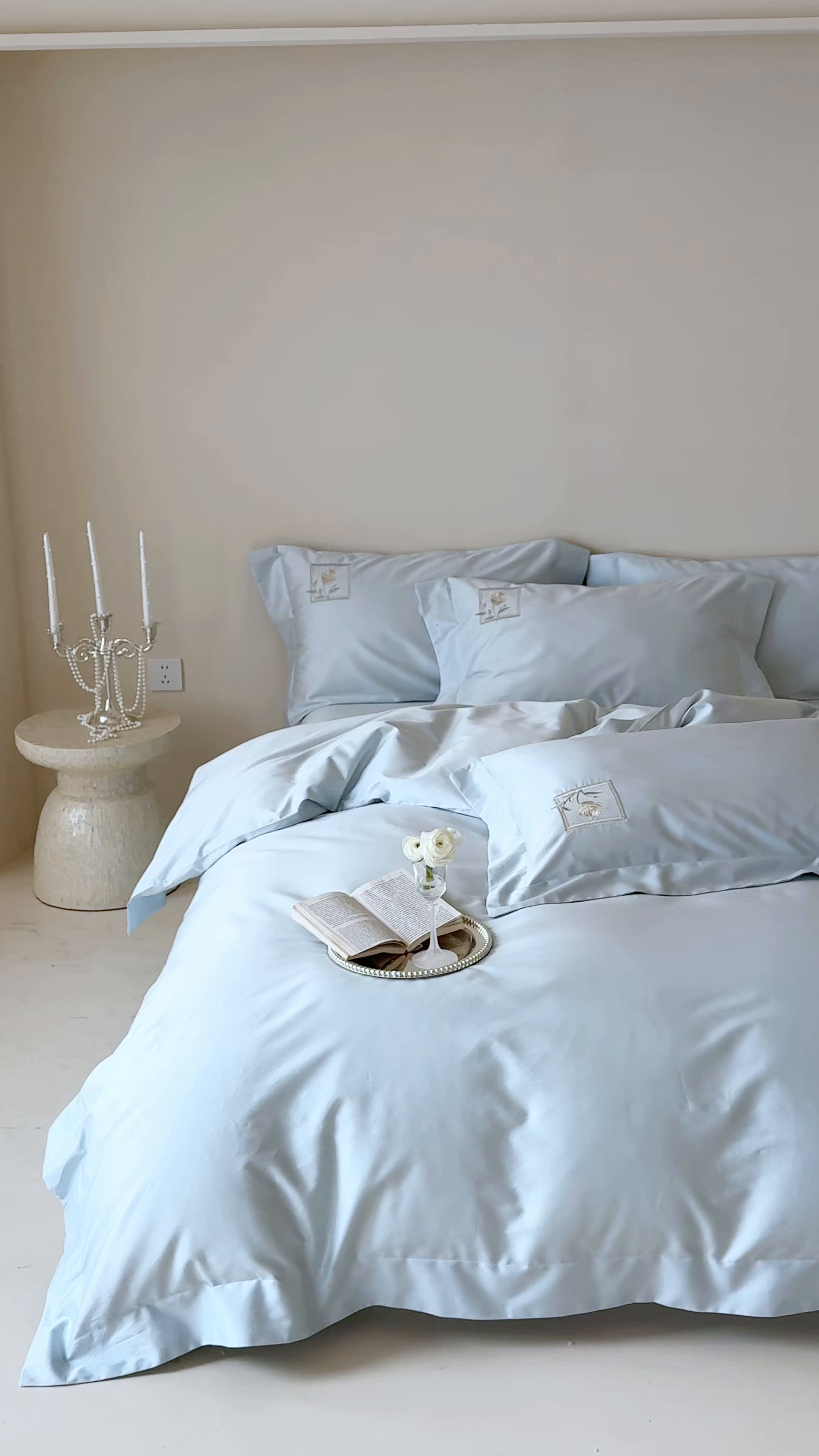 91家纺网 家纺一手货源 找家纺 泽西 2026新品刺绣50s双股全棉长绒棉宽边四件套-花栖 花栖-浅云蓝【控价358-378】