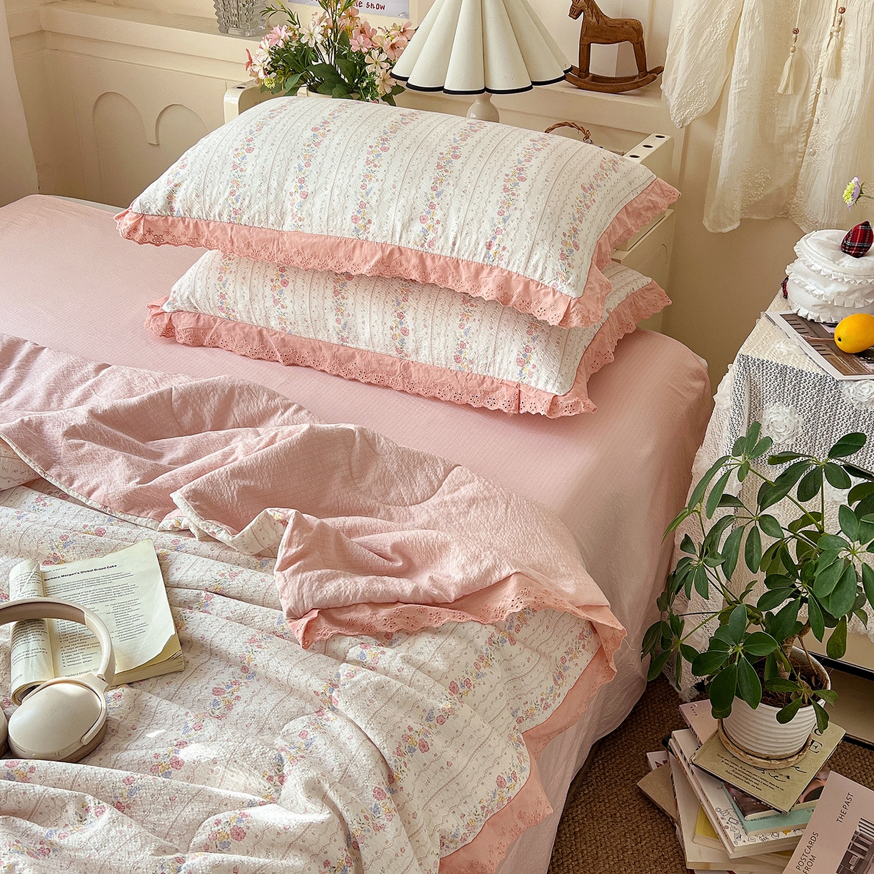 91家纺网 家纺一手货源 找家纺 一比一家纺 2026新款彩色花边木棉皱皱纱夏被四件套 扶摇