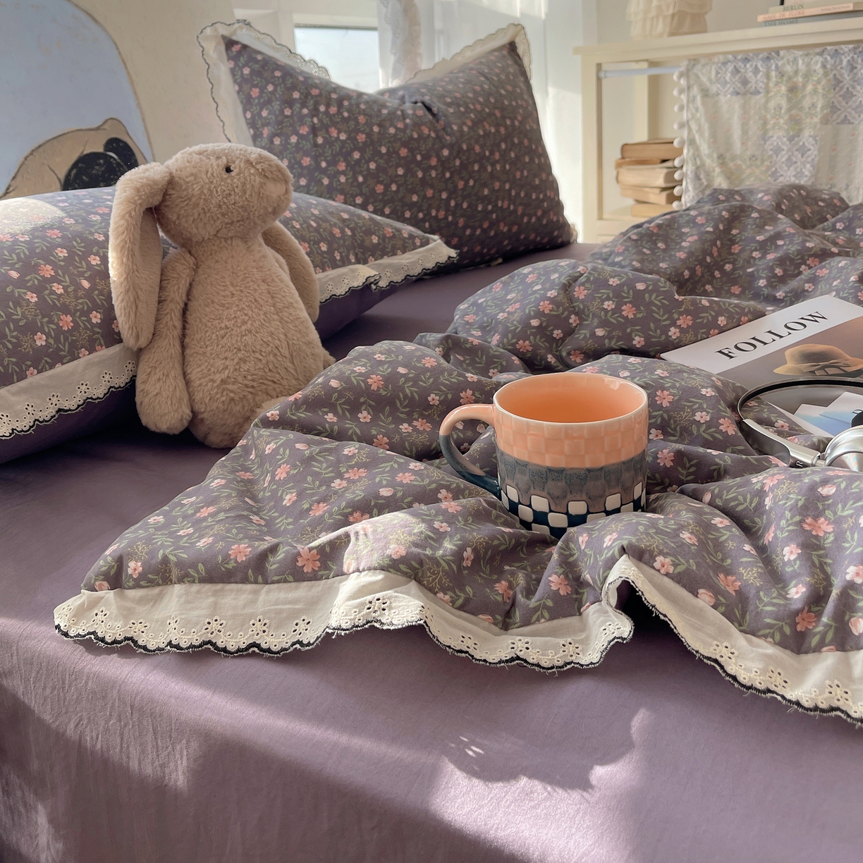 91家纺网 家纺一手货源 找家纺 宝士康家纺 2026新款10A抗菌全棉黑色花边云朵棉单夏被/夏被四件套 云朵棉-紫调花簇