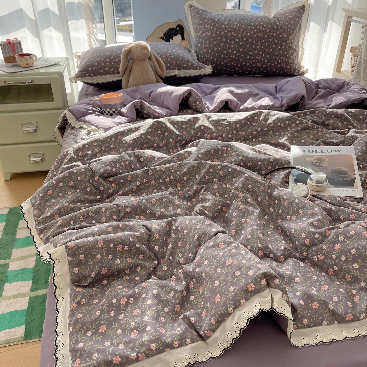 91家纺网 家纺一手货源 找家纺 宝士康家纺 2026新款10A抗菌全棉黑色花边云朵棉单夏被/夏被四件套 云朵棉-紫调花簇