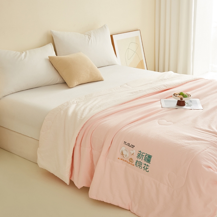 91家纺网 家纺一手货源 找家纺 蓝冰家纺 2026新款泡芙棉夏被夏凉被空调被 粉拼白