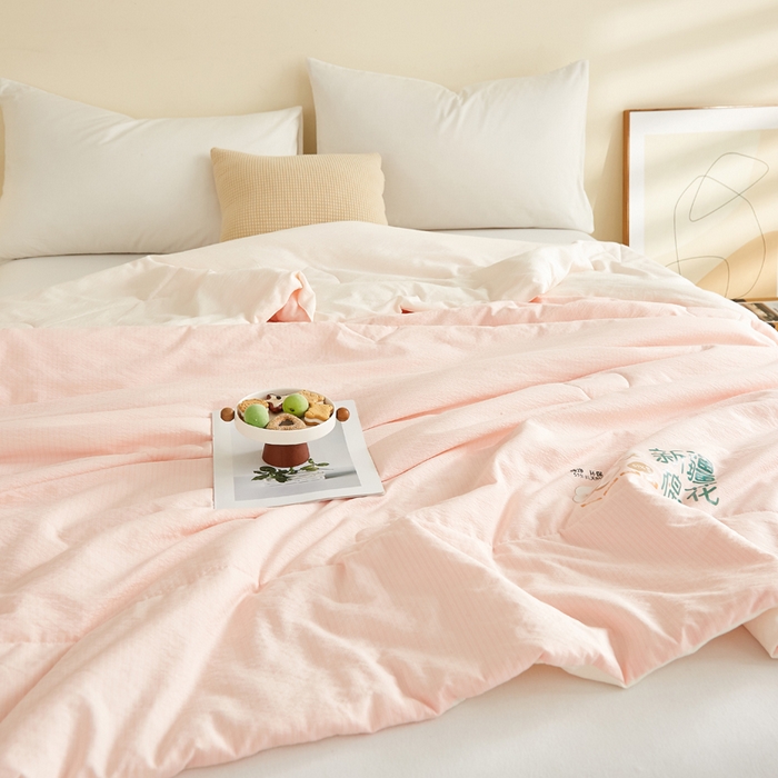 91家纺网 家纺一手货源 找家纺 蓝冰家纺 2026新款泡芙棉夏被夏凉被空调被 粉拼白