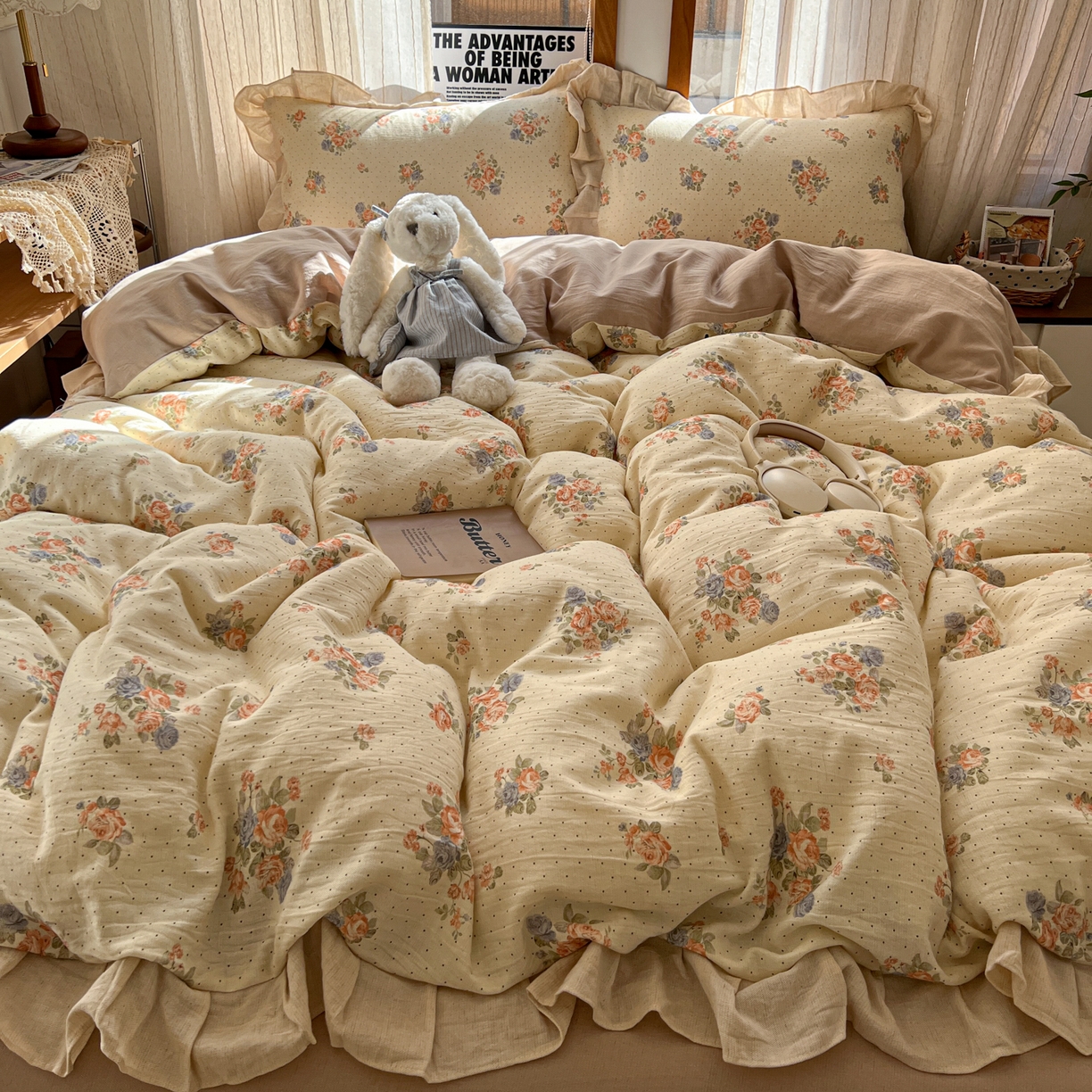 91家纺网 家纺一手货源 找家纺 耀悦家纺 2026新款真棉麻四件套轻奢法式大花边工艺款圆角荷叶边吊边床单 蔷薇花序