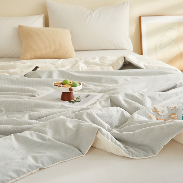 91家纺网 家纺一手货源 找家纺 蓝冰家纺 2026新款泡芙棉夏被夏凉被空调被 灰拼白