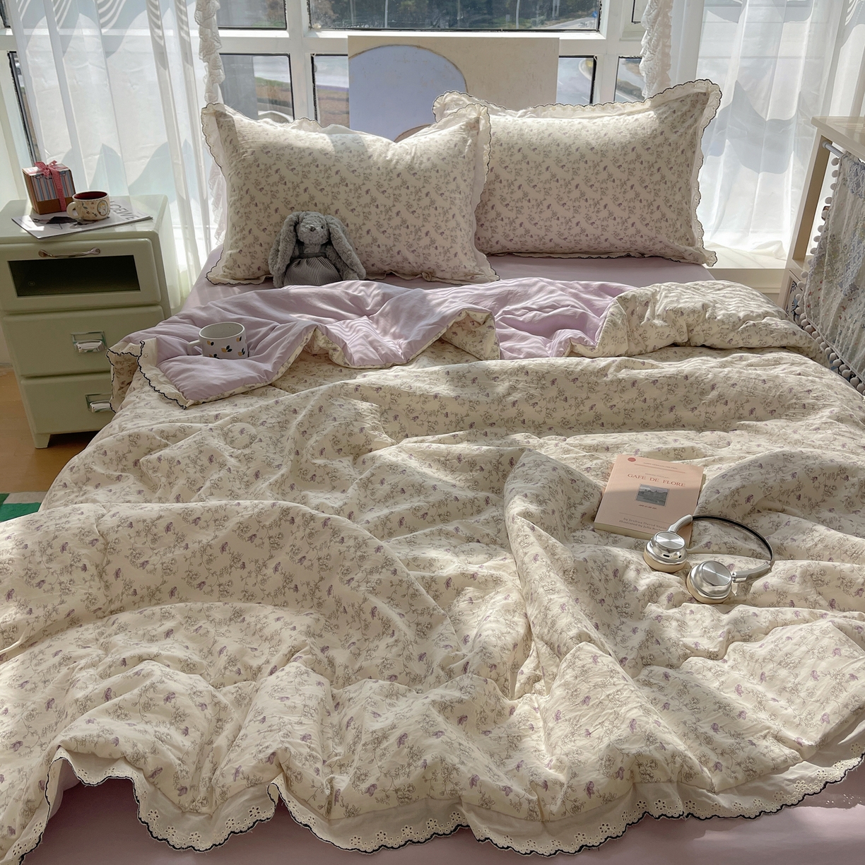 91家纺网 家纺一手货源 找家纺 宝士康家纺 2026新款10A抗菌全棉黑色花边云朵棉单夏被/夏被四件套 云朵棉-紫萝香