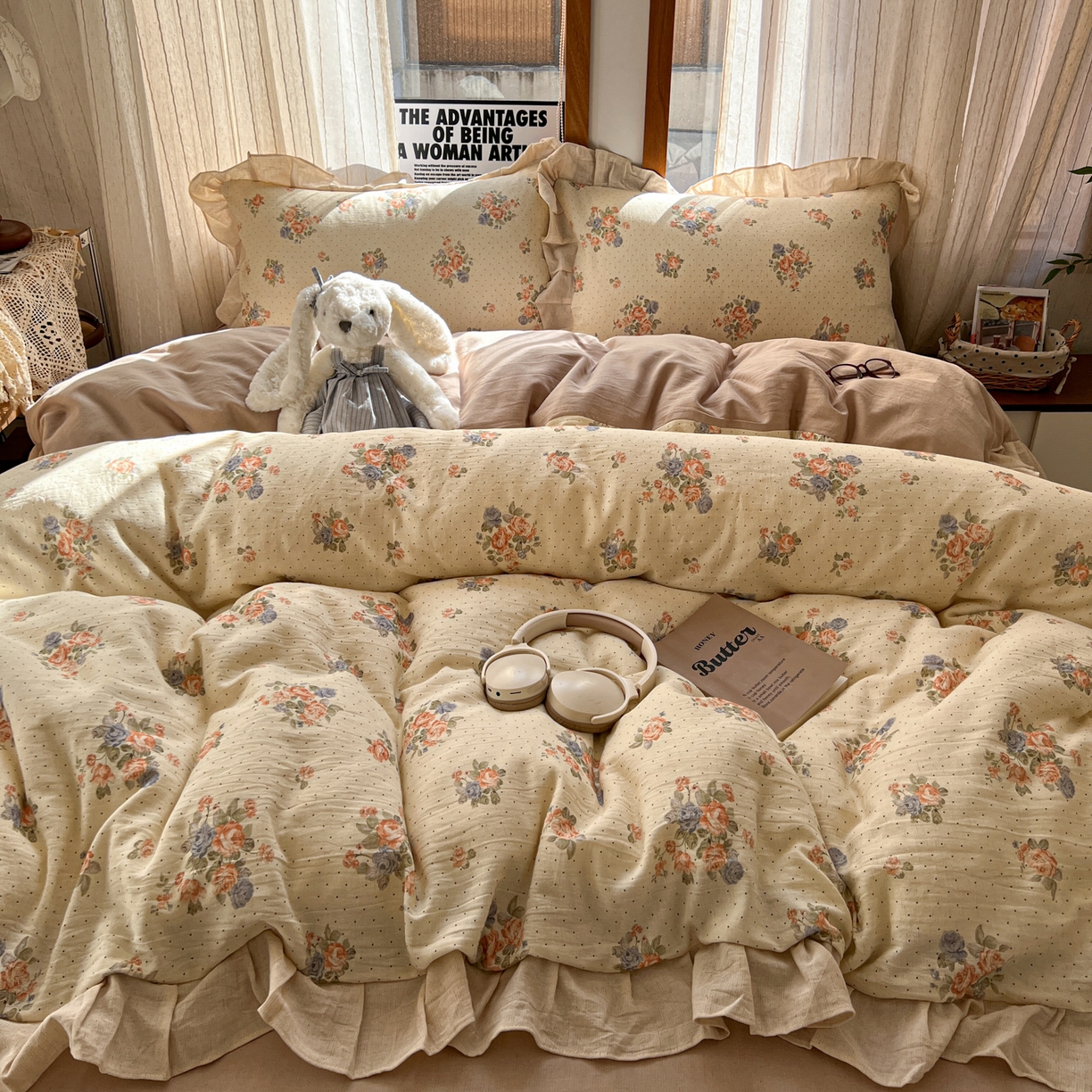 91家纺网 家纺一手货源 找家纺 耀悦家纺 2026新款真棉麻四件套轻奢法式大花边工艺款圆角荷叶边吊边床单 蔷薇花序