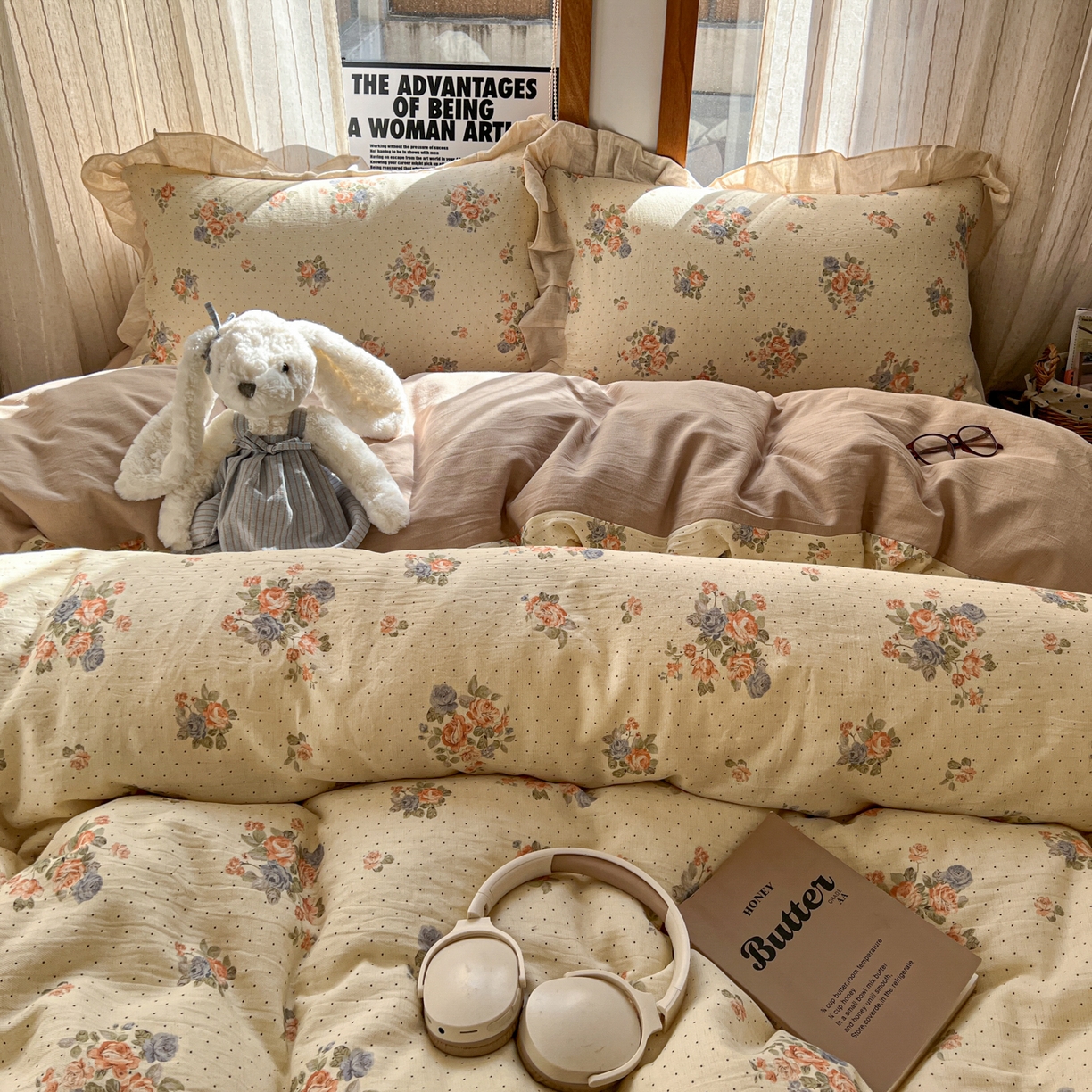 91家纺网 家纺一手货源 找家纺 耀悦家纺 2026新款真棉麻四件套轻奢法式大花边工艺款圆角荷叶边吊边床单 蔷薇花序