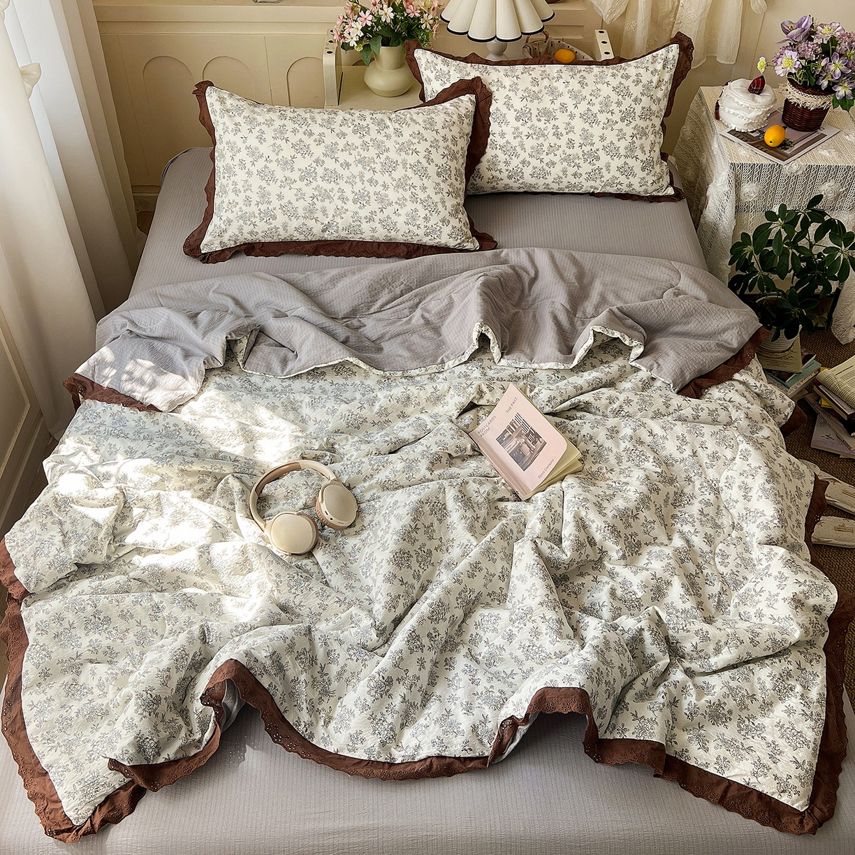 91家纺网 家纺一手货源 找家纺 一比一家纺 2026新款彩色花边木棉皱皱纱夏被四件套 阑珊