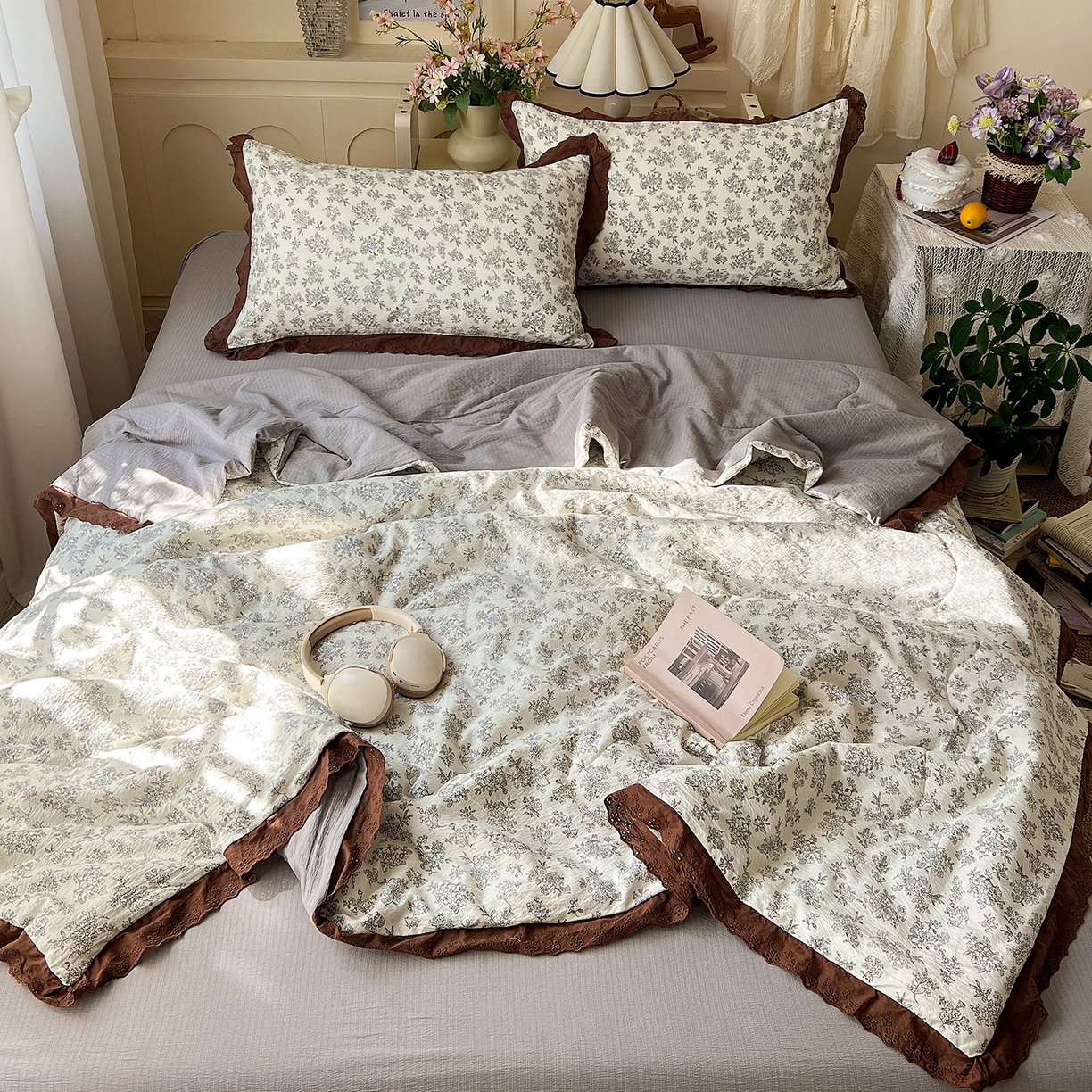 91家纺网 家纺一手货源 找家纺 一比一家纺 2026新款彩色花边木棉皱皱纱夏被四件套 阑珊